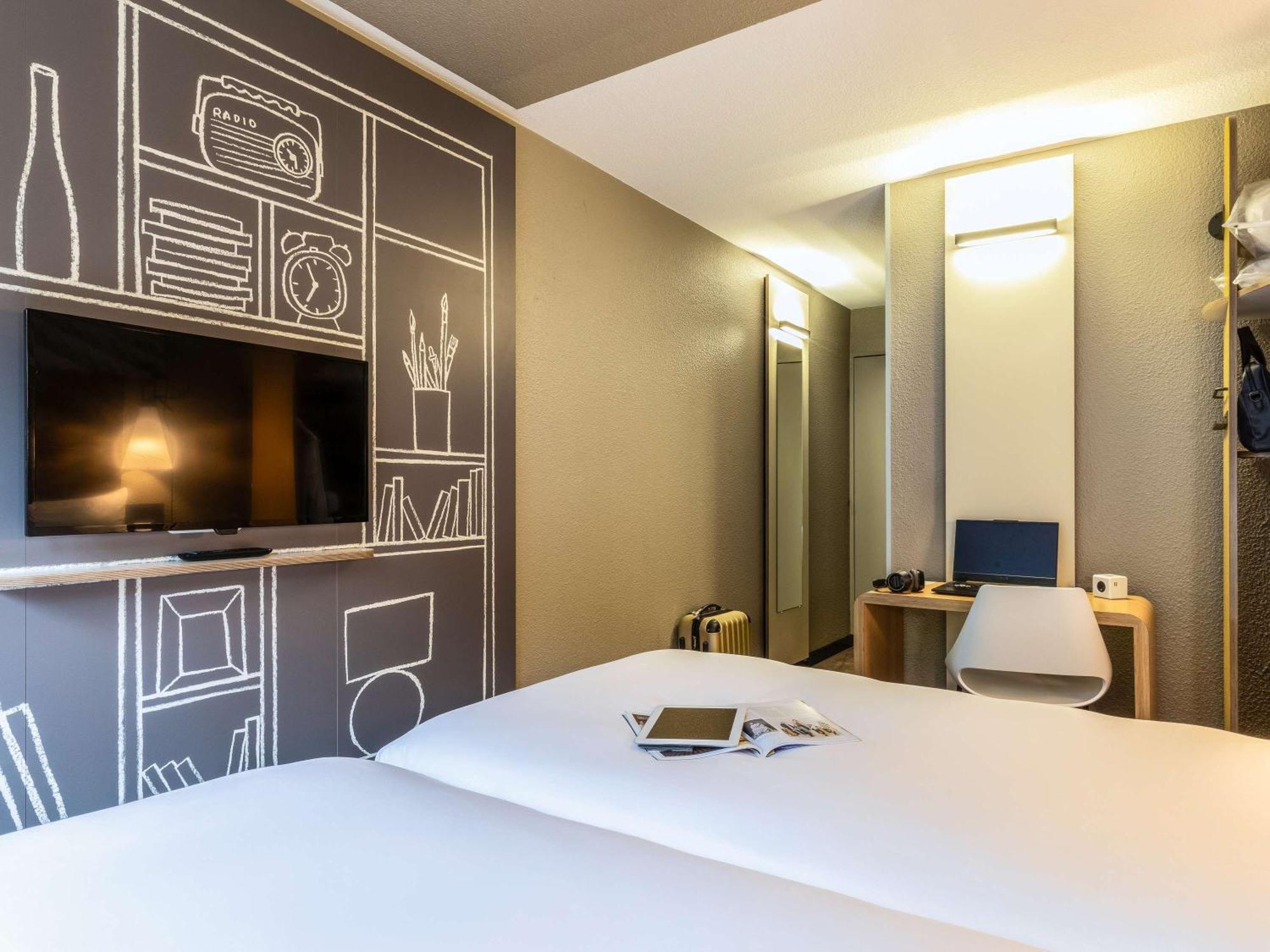 Ibis Velizy Jouy-En-Josas Hotel Exterior photo